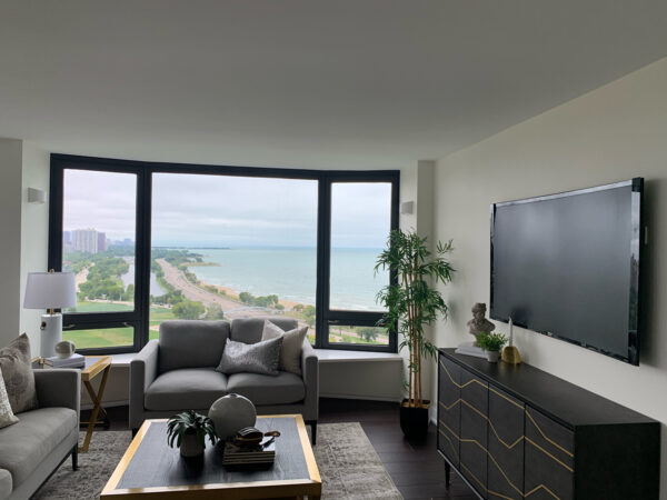 Chicago Downtown Apartment Painting 1 Painting Company - Magic Brush IMG 3834 Magic Brush - Painting Company Chicago